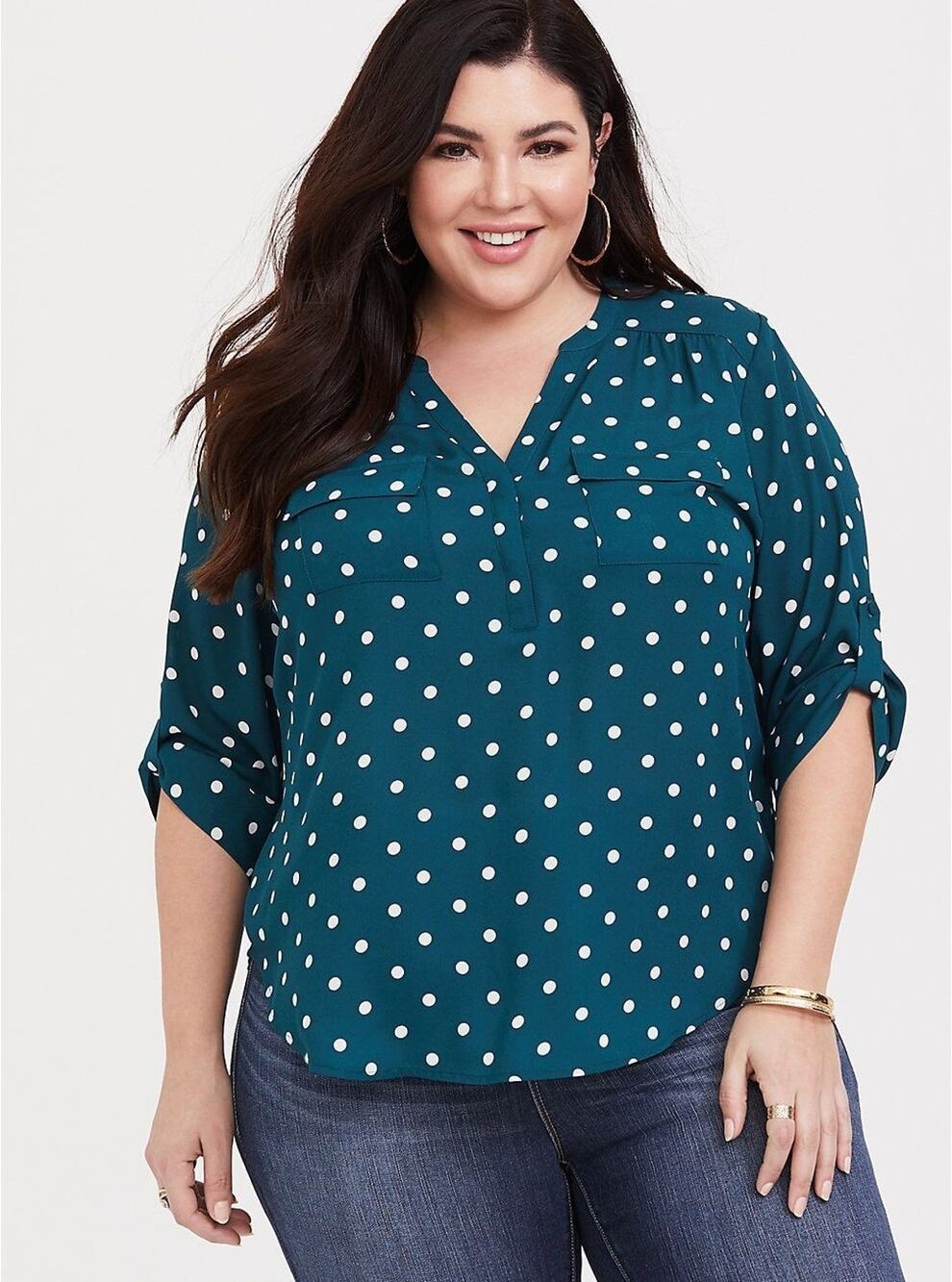 Torrid Harper Polka Dot Top Size 00X Green Georgette 3/4 Roll Tab Sleeve V-neck